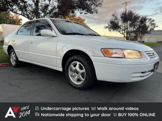 1999 Toyota Camry LE