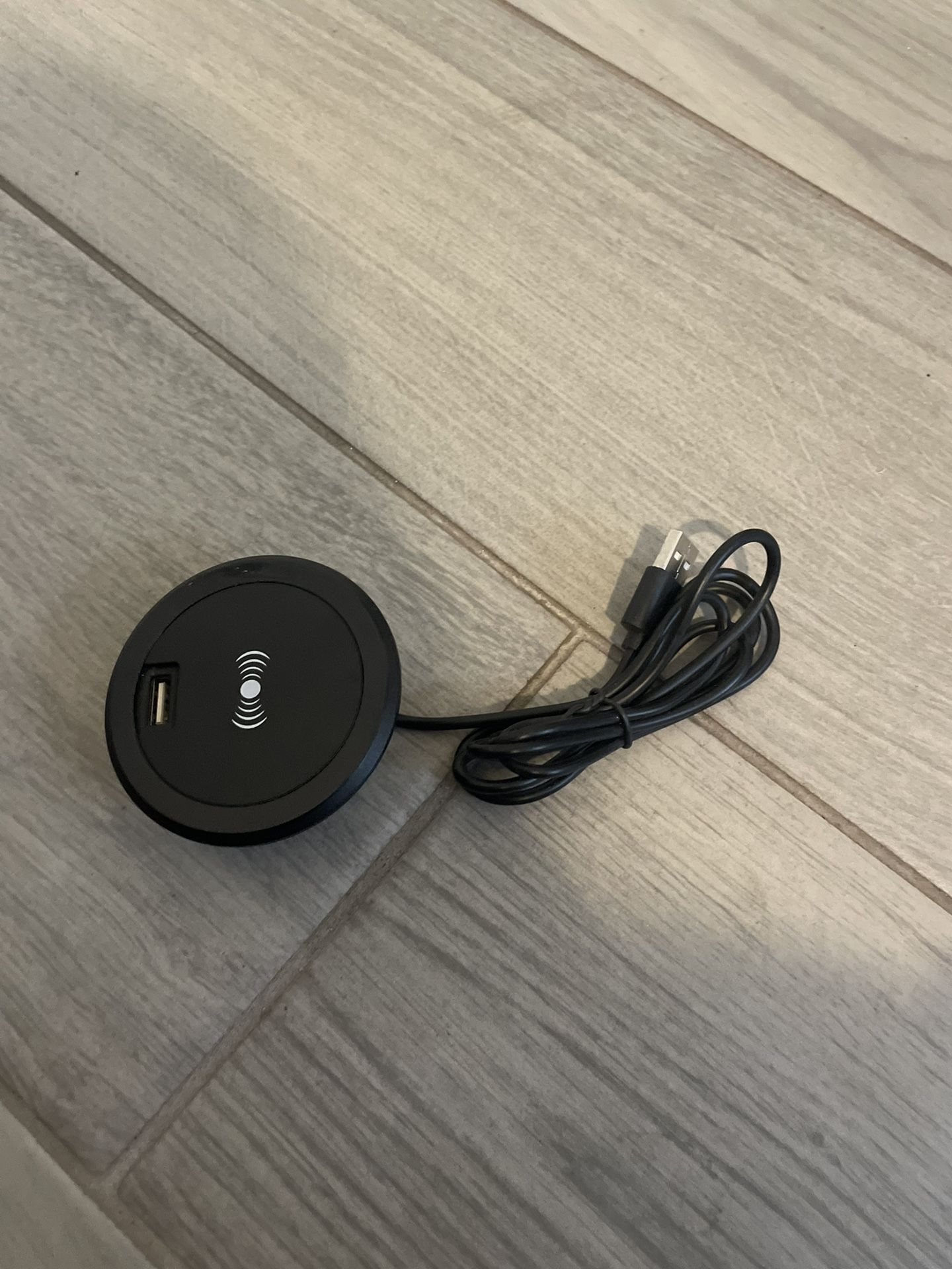 Desk Phone Charger