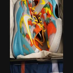 Kobe Protro Venice Size 9 New! Please Read My Description Before Asking Me Any Questions Thank You.  NO TRADES. 