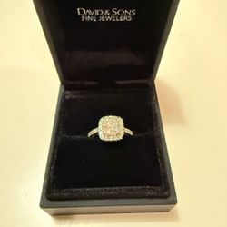 18k white gold Diamond Engagement Ring