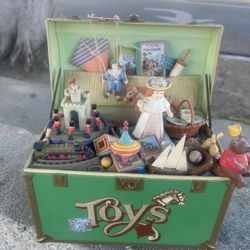 Vintage Enesco 1986 Precious Moments Toy Chest Green Music Box Musical Toy WORKS