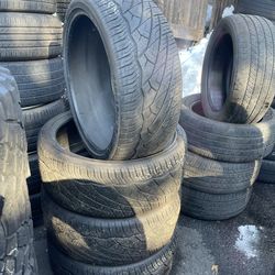 285/35R24 285/35/24 set of 4 used matching tires in great condition. 400$ for 4 tires plus tax.  Mount available but not included. Wheel alignment ava