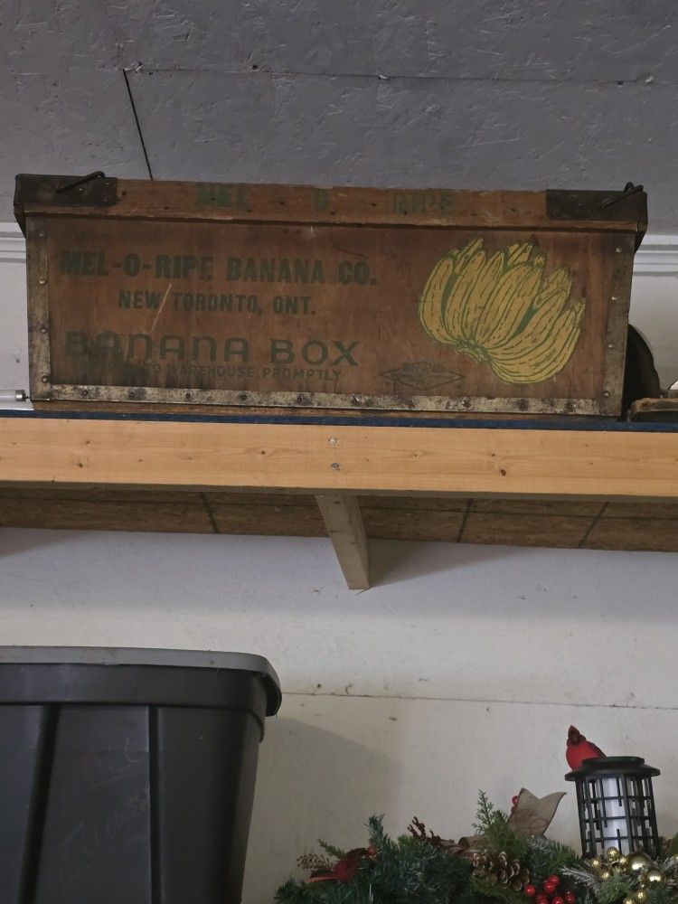 Antique BANANA BOX