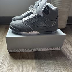 Jordan 5 Wolf Grey 