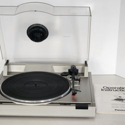 Vintage Panasonic Turntable With Manual 