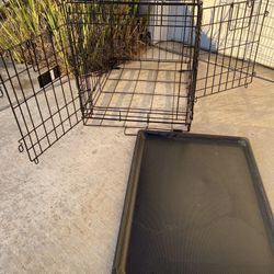 MEDIUM DOG KENNEL, FOLDABLE, TWO-DOORS, WITH TRAY
