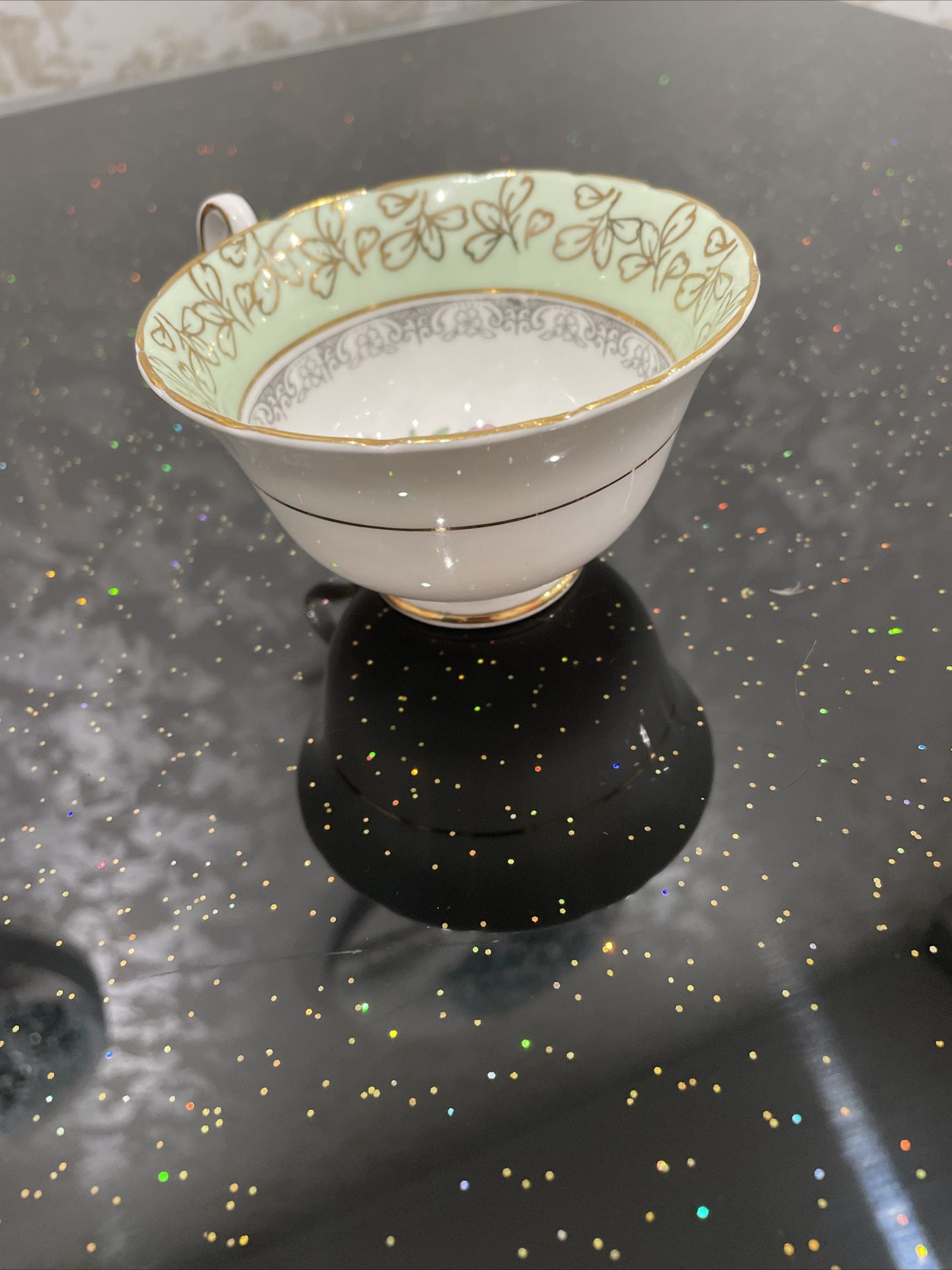 Vtg Regency Tea Cup Bone China England 1940's Green Gold Gilt Floral