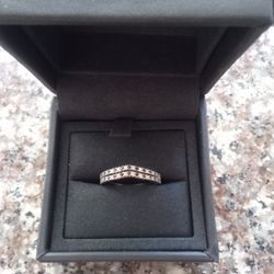 Vera Wang Royal Blue Wedding Ring Set