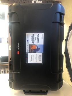 Nanuk 935 black roller hard case