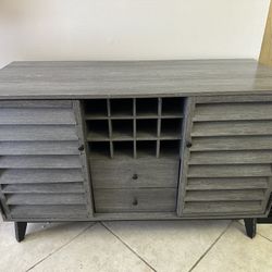 Bar / Coffee Station 