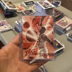 Michael Jordan 1996-97 NBA Hoops No. 176 The Big Finish Insert Chicago Bulls
