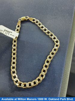 Cuban Link Bracelet - Yellow Gold 10k (.417) 6 grams 8 inch