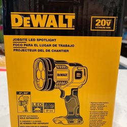 DeWalt 20V MAX* JOBSITE LED SPOTLIGHT *NEW STILL IN BOX*