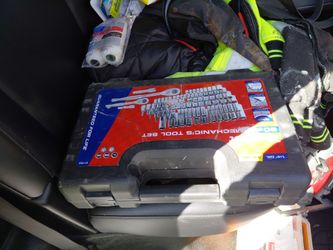Tool sets and skillsaw