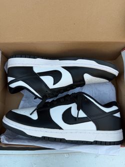 Nike Panda Dunks Men’s 9.5