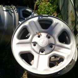 4 jeep rims, 15"
