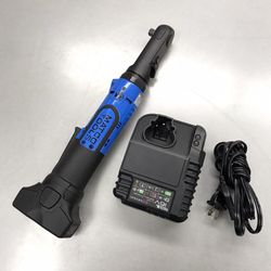 Matco 16v 3/8” Ratchet With 1 Battery Charger & Case Model MCL1638SR