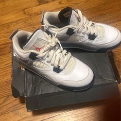 Nike Air Jordan Size 4 Y
