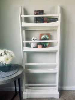 Pottery Barn Kids Madison Tall Bookrack Bookshelf – White