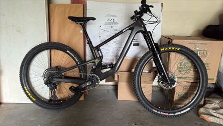 Men’s mountain bike