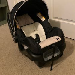 Babytrend Infant Car seat