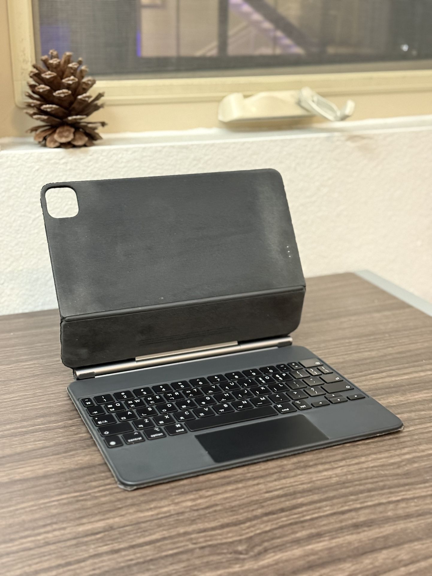 ipad Air(gen5), Magic Keyboard, Apple Pencil