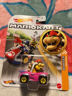 Hot Wheels Mario Kart Bowser Badwagon Die-Cast