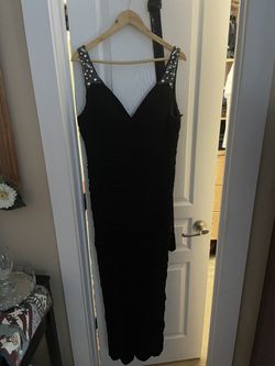 New Black Dress (Perfect For Wedding) Thumbnail