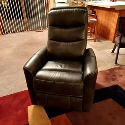 Leather Reclining Chair 