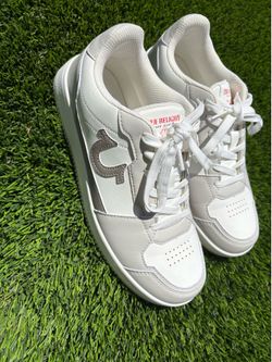 Men Shoes size 9