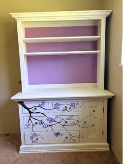Custom book shelf -MUST GO TODAY