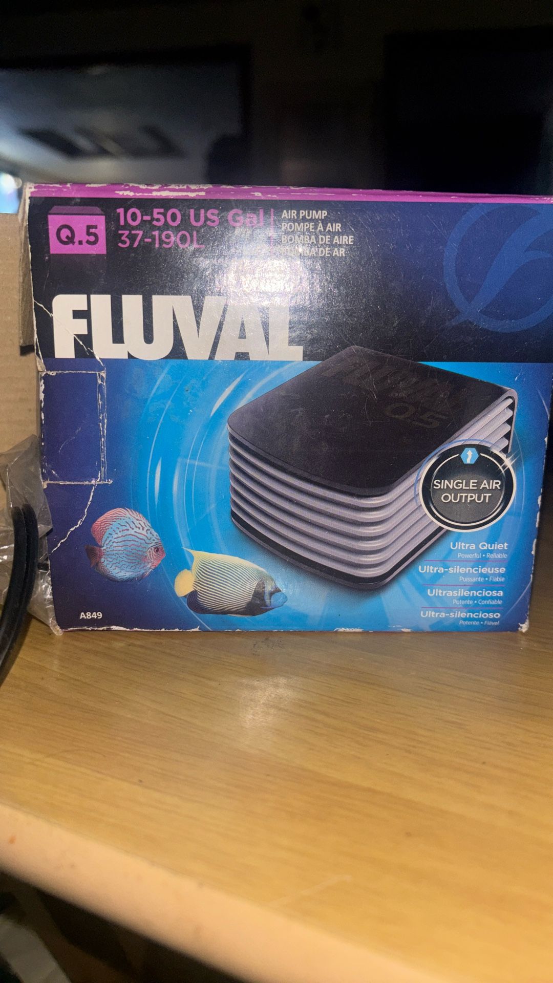 Fluval Q.5 Air Pump 10-50 gal