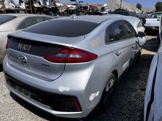 Parts for HYUNDAI IONIQ PLUG-IN HYBRID 4D HATCHBACK LIMITED 1.6L 2018 - Stock # 14707