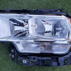 Dodge Ram 2500 3500 Driver Side Headlight 