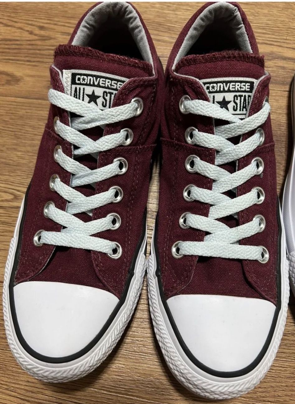 Converse Chuck Taylor All Star Sneakers