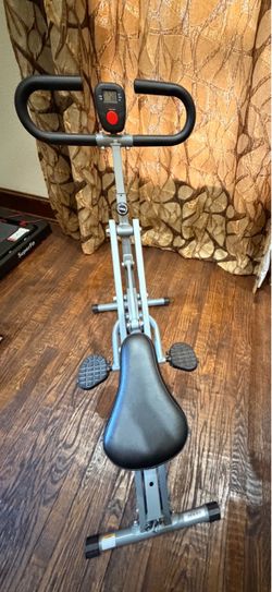 Rowing Machine with Digital Display