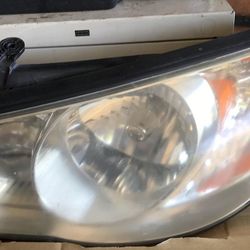 2008 Hyundai Elantra left (driver side) headlight