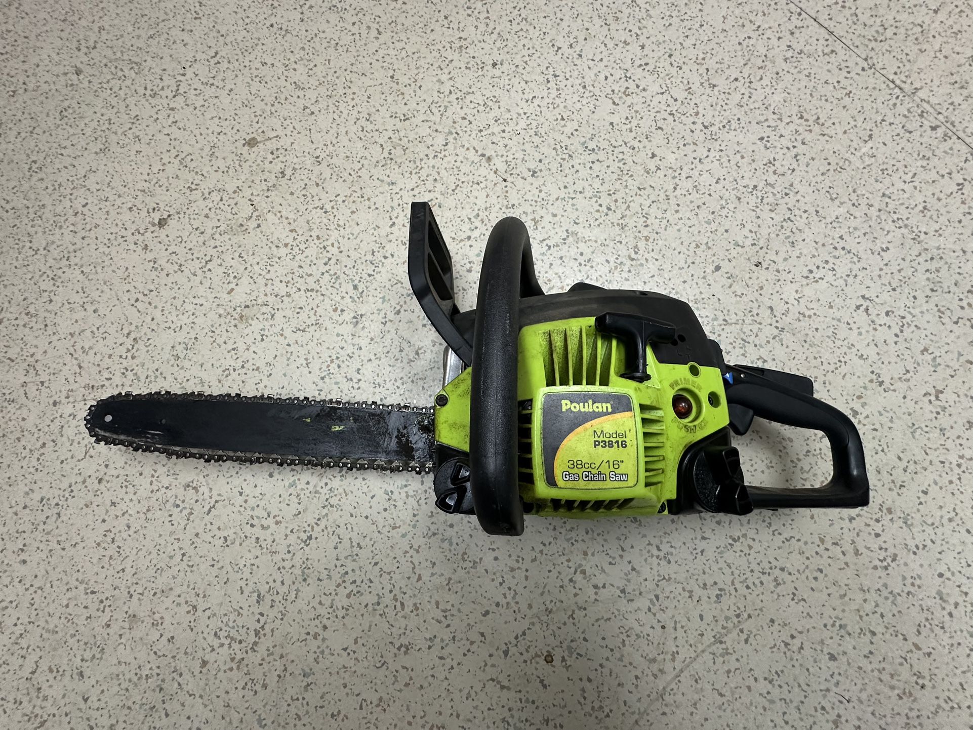 Poulan PL3816 16 in. 38cc 2-Cycle Gas Chainsaw
