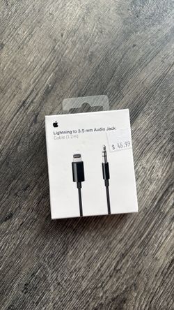 Lightning to 3.5mm Headphone Jack Adapter