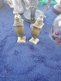 Vintage Salt N Pepper Shaker