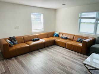 Sectional couch