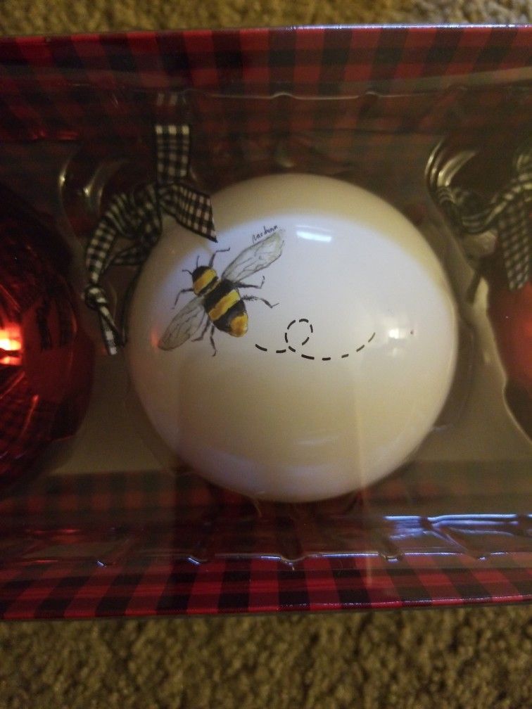 Rae Dunn 3 Pack Glass Christmas Ornaments