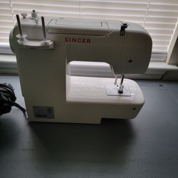 Singer Sewing Machine