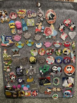 Disney Pins 