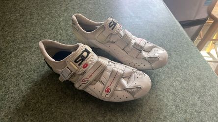 Women’s bike shoes 12.5 US