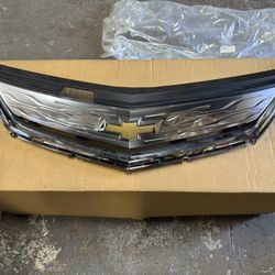 OEM Fixed Tab 2016 - 2019 Chevrolet Volt Front Bumper Upper Grille Chrome w/Emblem Genuine Original 