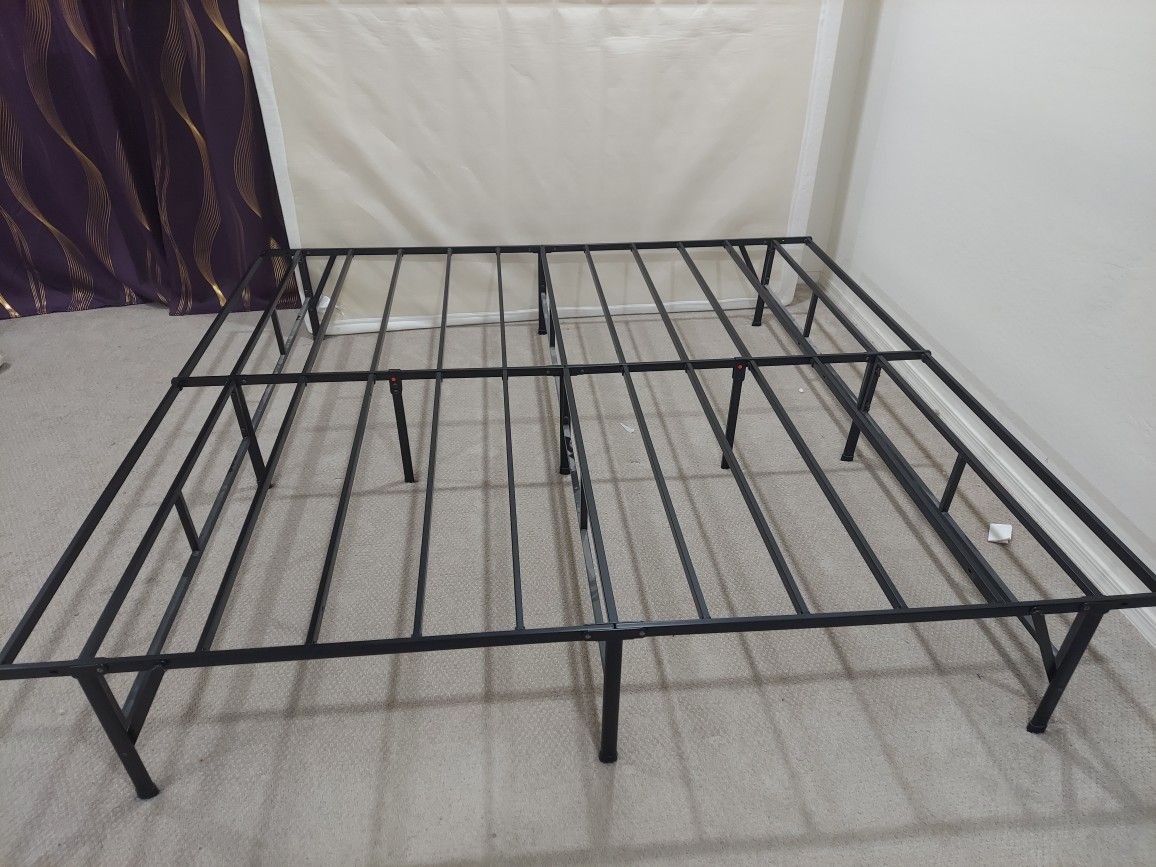 Zenus Metal Bed Frame