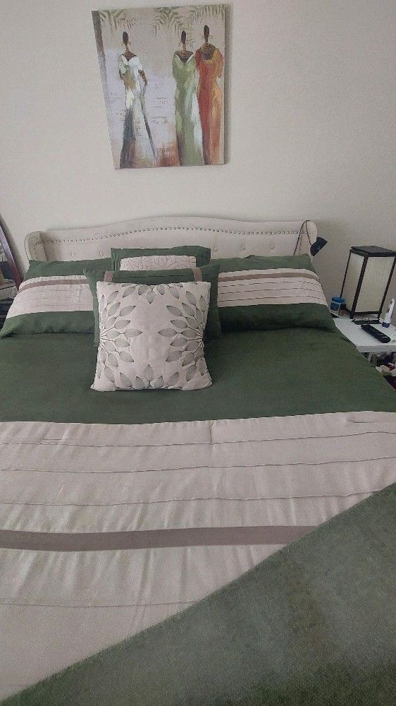 7 Pcs Bdrm Set (Beige)  Negotiable 