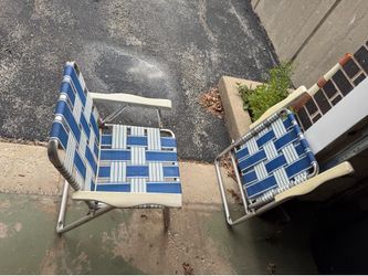 Vintage blue/white aluminum lawn chairs