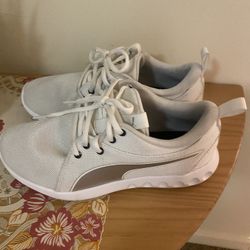 Puma White Shoes Size 7